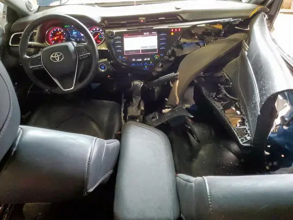 4T1B61HKXJU066600 2018 TOYOTA CAMRY - Image 8