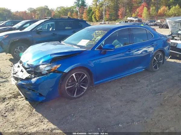 4T1B61HKXJU069870 2018 TOYOTA CAMRY - Image 2