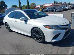 4T1B61HKXJU071747 2018 TOYOTA CAMRY