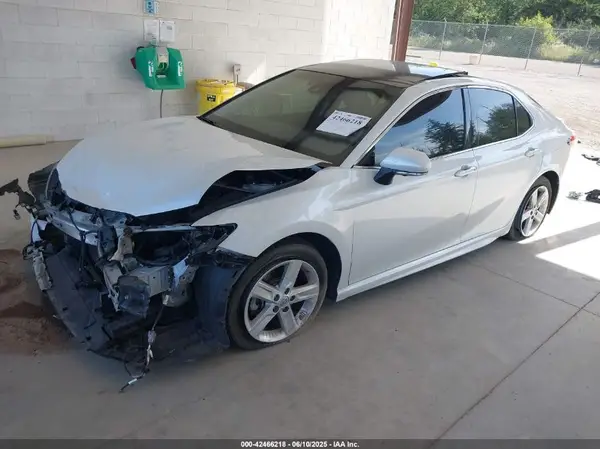 4T1B61HKXJU072719 2018 TOYOTA CAMRY - Image 2