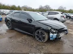 4T1B61HKXJU073496 2018 TOYOTA CAMRY