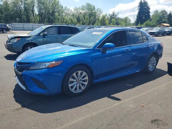 4T1B61HKXJU077743 2018 TOYOTA CAMRY - Image 1
