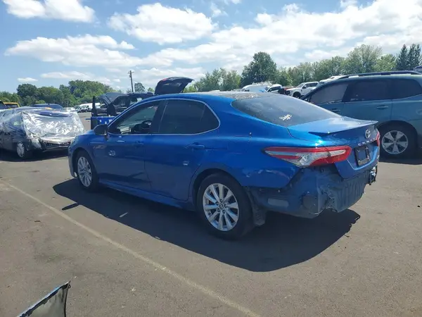 4T1B61HKXJU077743 2018 TOYOTA CAMRY - Image 2