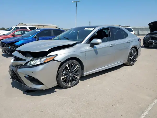 4T1B61HKXJU114998 2018 TOYOTA CAMRY - Image 1