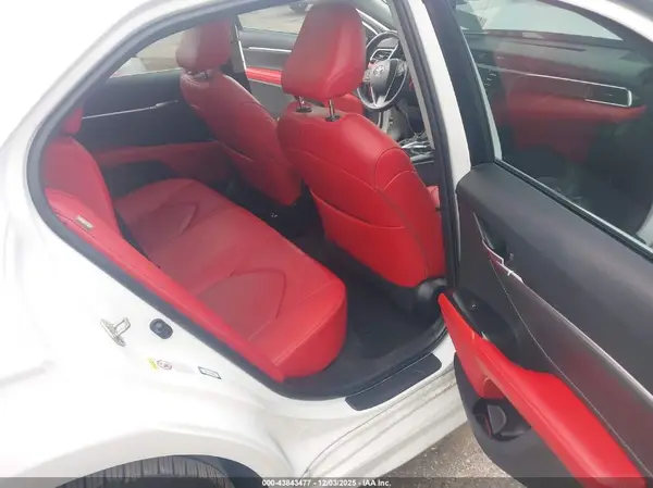 4T1B61HKXJU116024 2018 TOYOTA CAMRY - Image 8