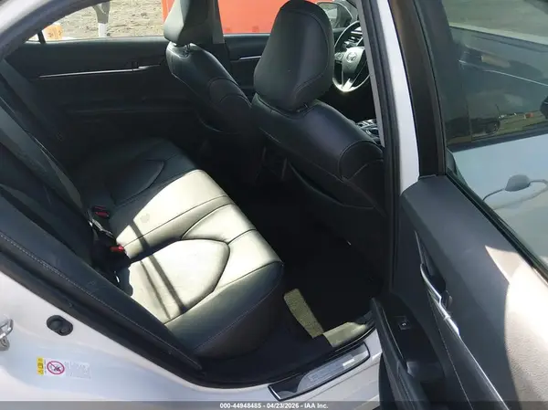 4T1B61HKXJU119151 2018 TOYOTA CAMRY - Image 8