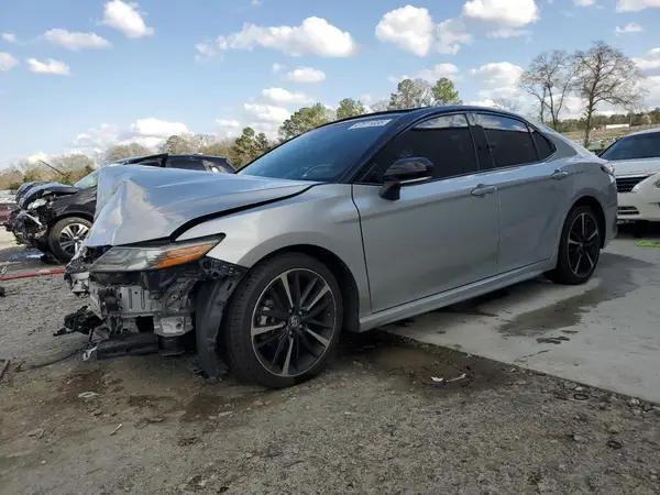 4T1B61HKXJU120008 2018 TOYOTA CAMRY - Image 1
