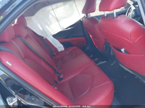4T1B61HKXJU120879 2018 TOYOTA CAMRY - Image 8