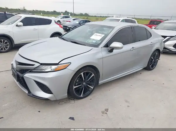 4T1B61HKXJU121904 2018 TOYOTA CAMRY - Image 2