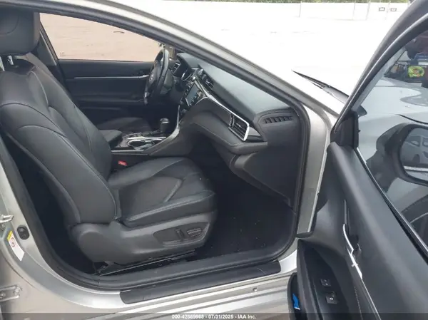 2018 TOYOTA CAMRY IAAI lot 42869968 auction photo 5