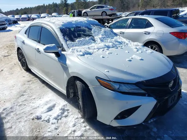 4T1B61HKXJU124253 2018 TOYOTA CAMRY - Image 1