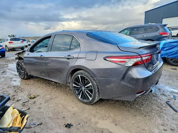 4T1B61HKXJU133101 2018 TOYOTA CAMRY - Image 2