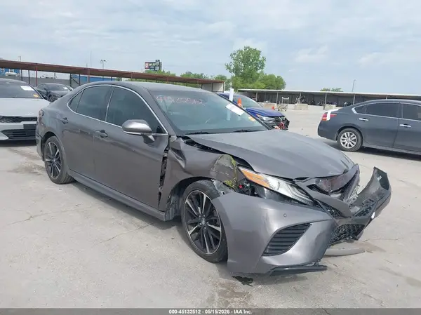 4T1B61HKXJU133230 2018 TOYOTA CAMRY - Image 1