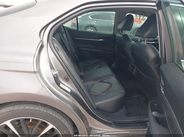 4T1B61HKXJU133230 2018 TOYOTA CAMRY - Image 8