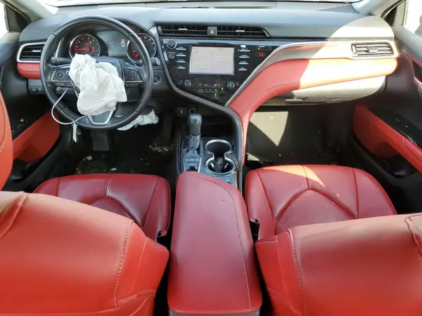 4T1B61HKXJU134037 2018 TOYOTA CAMRY - Image 8