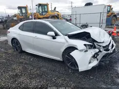 4T1B61HKXJU147340 2018 TOYOTA CAMRY