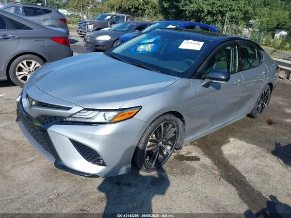 4T1B61HKXJU150996 2018 TOYOTA CAMRY - Image 2