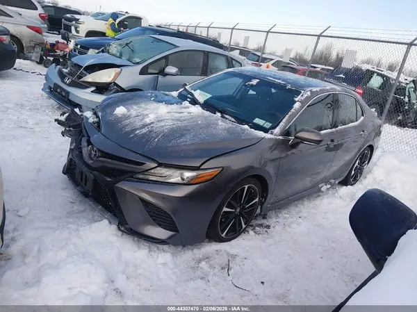 4T1B61HKXJU512177 2018 TOYOTA CAMRY - Image 2