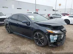 4T1B61HKXJU552694 2018 TOYOTA CAMRY
