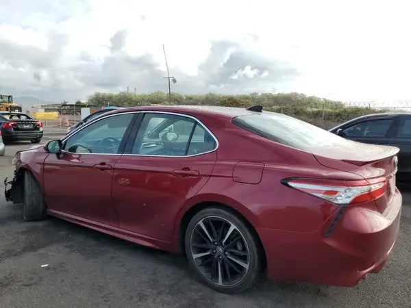 4T1B61HKXJU584027 2018 TOYOTA CAMRY - Image 2