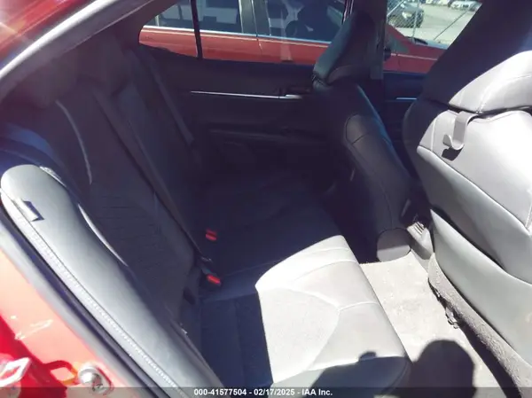 4T1B61HKXKU164558 2019 TOYOTA CAMRY - Image 8