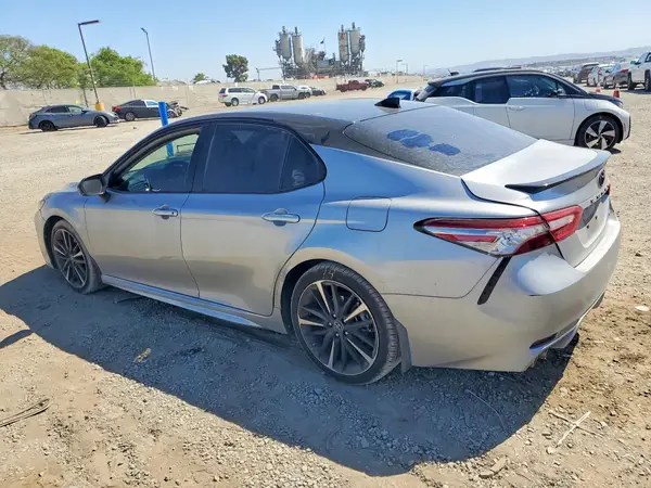 4T1B61HKXKU186527 2019 TOYOTA CAMRY - Image 2