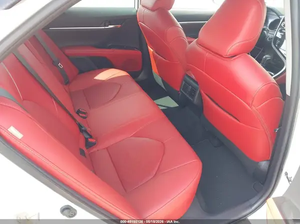 4T1B61HKXKU193834 2019 TOYOTA CAMRY - Image 8
