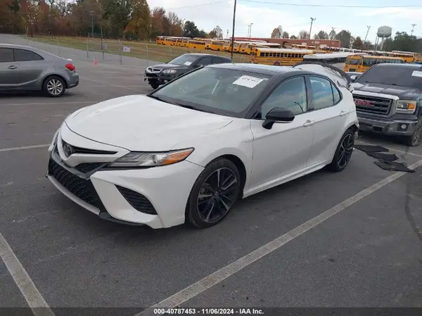 4T1B61HKXKU204721 2019 TOYOTA CAMRY - Image 2