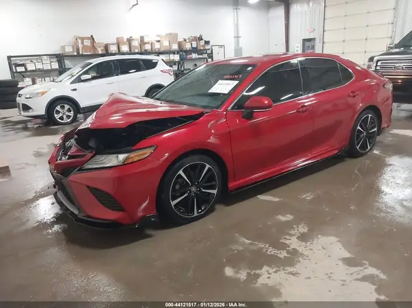 4T1B61HKXKU214066 2019 TOYOTA CAMRY - Image 2