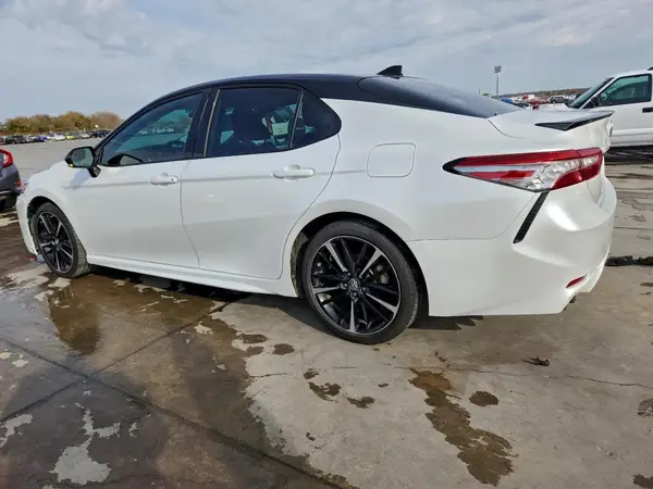 4T1B61HKXKU217601 2019 TOYOTA CAMRY - Image 2