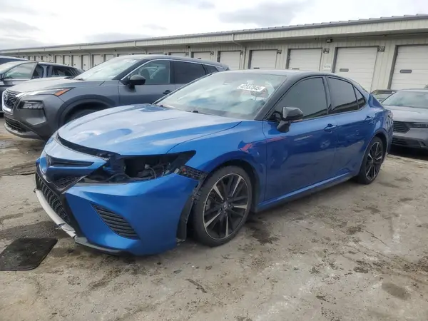 4T1B61HKXKU228405 2019 TOYOTA CAMRY - Image 1