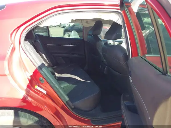 4T1B61HKXKU234494 2019 TOYOTA CAMRY - Image 8