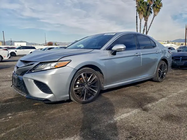 4T1B61HKXKU248024 2019 TOYOTA CAMRY - Image 1