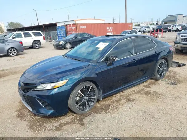 4T1B61HKXKU257600 2019 TOYOTA CAMRY - Image 2