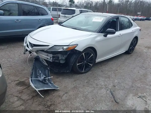 4T1B61HKXKU265874 2019 TOYOTA CAMRY - Image 2