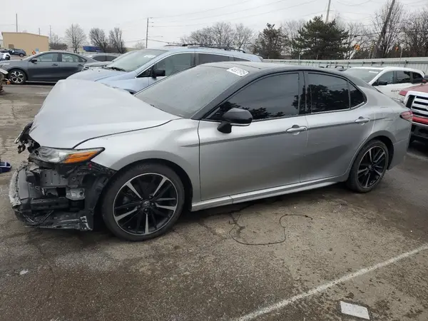 4T1B61HKXKU274350 2019 TOYOTA CAMRY - Image 1