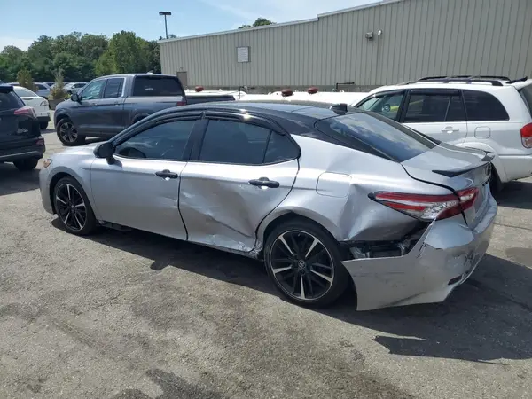 4T1B61HKXKU283372 2019 TOYOTA CAMRY - Image 2