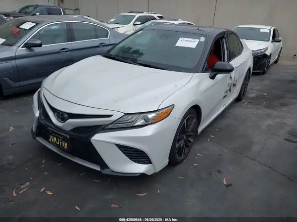 4T1B61HKXKU287888 2019 TOYOTA CAMRY - Image 2