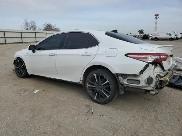 4T1B61HKXKU292136 2019 TOYOTA CAMRY - Image 2