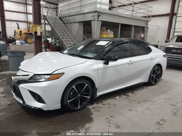4T1B61HKXKU295120 2019 TOYOTA CAMRY - Image 2