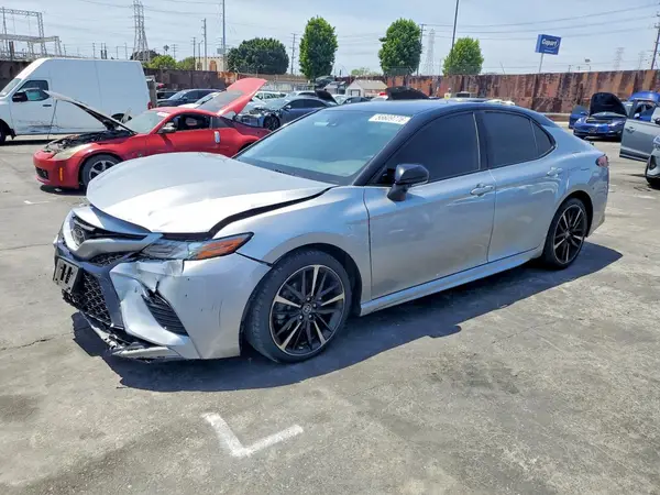 4T1B61HKXKU296431 2019 TOYOTA CAMRY - Image 1