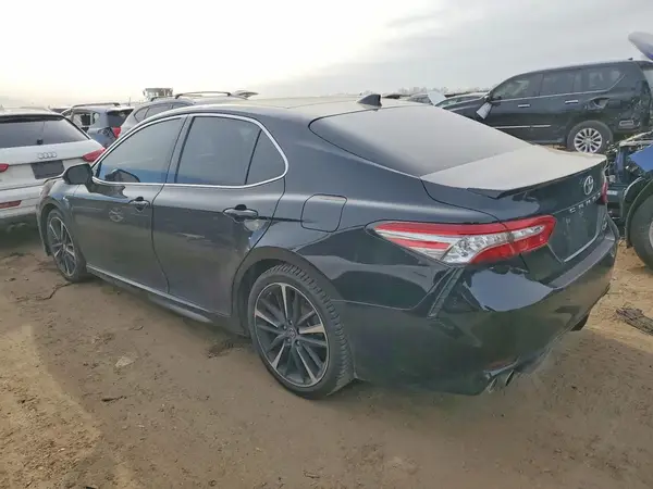 4T1B61HKXKU707424 2019 TOYOTA CAMRY - Image 2