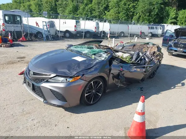 4T1B61HKXKU716740 2019 TOYOTA CAMRY - Image 2