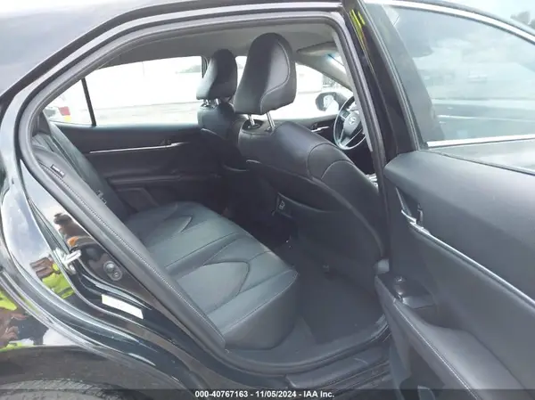 4T1B61HKXKU730220 2019 TOYOTA CAMRY - Image 8