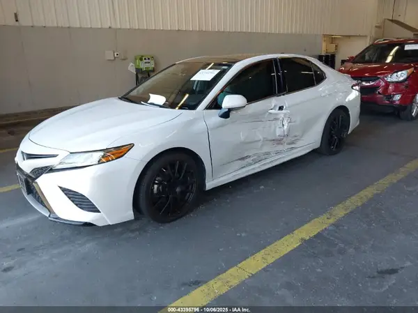 4T1B61HKXKU783659 2019 TOYOTA CAMRY - Image 2
