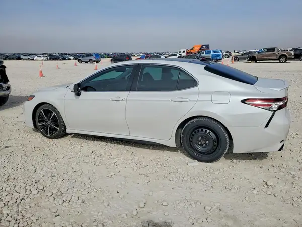4T1B61HKXKU788392 2019 TOYOTA CAMRY - Image 2