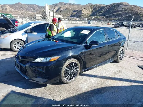 4T1B61HKXKU804221 2019 TOYOTA CAMRY - Image 2