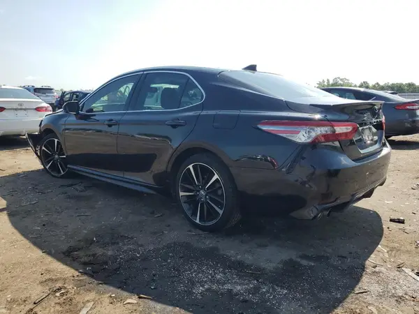 4T1B61HKXKU808611 2019 TOYOTA CAMRY - Image 2