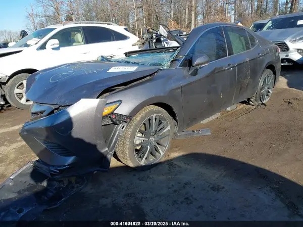 4T1B61HKXKU818717 2019 TOYOTA CAMRY - Image 2