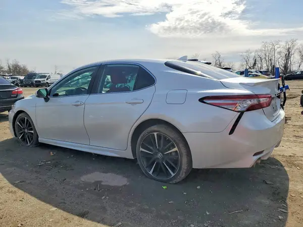 4T1B61HKXKU845836 2019 TOYOTA CAMRY - Image 2